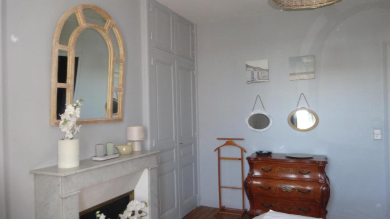 Le Compostelle Chic, Charme, Confort, Cocooning 80 M² Сен-Леонар-де-Нобла Экстерьер фото